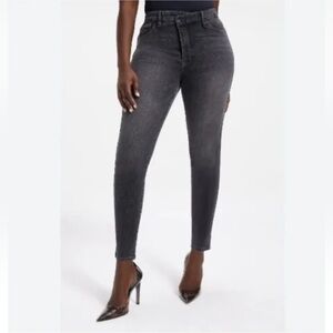 GOOD AMERICAN Grey Crossover Curve Denim Jean 28